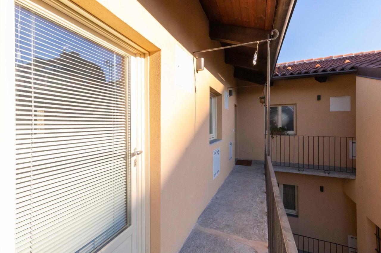 Borgo Dora Artistic Studio Apartment Torino Exterior foto